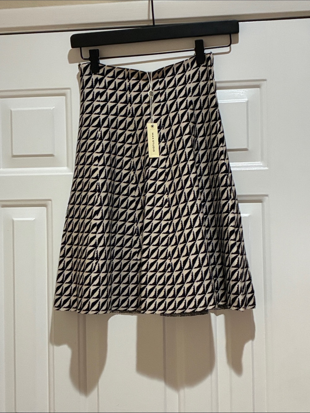 Max Studio Black and Cream Patterned A-Line Skirt